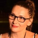 Aleksandra Peševska als Receptionist