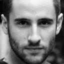Jacopo Venturiero als Adam Vega