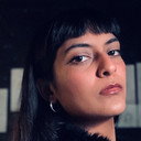 Mansi Maheshwari als Bobby