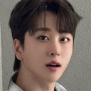 진권 als Baek Ho-min