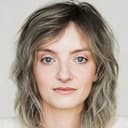 Larissa Corriveau als Florence