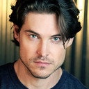 TJ Wilk als Julian