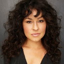 Cali Morales als Gloria