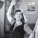 Mary Ann Evans als Princess Madhuri aka Hunterwali (as Fearless Nadia)