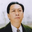 毕彦君 als Luo Longji