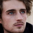 Victor Senegas als Loïs