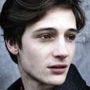 Eliott Margueron als Nicolas (17 ans)