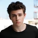 Rhys Matthew Bond als Nick Radford