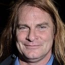 Evan Stone als Martin