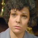 Lesley Nunnerley als Vera (segment "Luau")