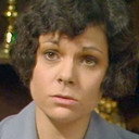Lesley Nunnerley als Waitress at Zoo