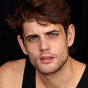 Alberto Olmo als Eros Douglas