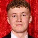 Jack Downham als Young Robin