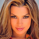 Monica Leigh als Trish