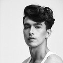 Juan Pablo Castiblanco als Sebastian