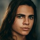 Oliver Watson als Tristan