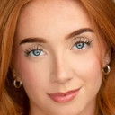 Laura Dawkes als Anna