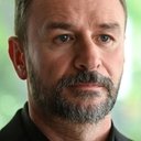 Aleksandar Đurica als Doktor Poleksić