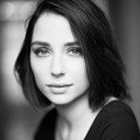 Margo Gignac als Sarah