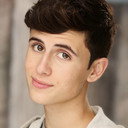 Kyle DiMaggio als Paul