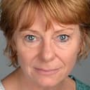 Karen Henthorn als Emily