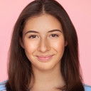 Madalyn Gonzalez als Zephyr (voice)