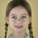 Eva Cambers als Artemis Lancaster