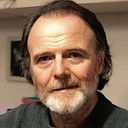 Luis Machín als Dr. Livenson