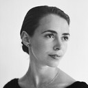 Natasha Oughtred als Hen