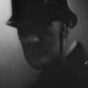 Reg Cranfield als Policeman (uncredited)