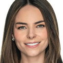 Alejandra Robles Gil als Liz Falcón