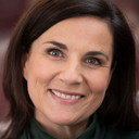 Katja Wasserthal als Visagistin