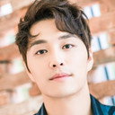 Min Woo-hyuk als Roy Kim
