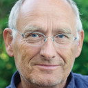Poul Nesgaard als Sig selv