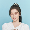 袁伊 als Xue Yi