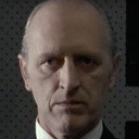 Greg Parker als Magistrate