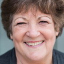 Robynn Hayek als Mrs. Turner