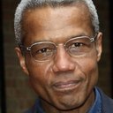 Hugh Quarshie als General Harrison