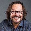 Wolf Maya als Álvaro Siqueira