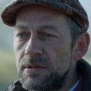 Clive Sawyer als Earlin