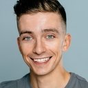Julien Naud als Dancer and Chorus Performer