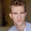 Brandon Stewart als Hybrid