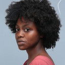 Betiza Bismark als Mirta