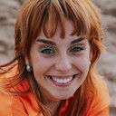 Sara Ariño als Lily