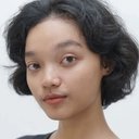 Ratu Nadya Rachma als Sindai