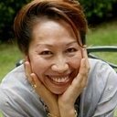 Pearlly Chua als Dou E / Troupe Master