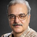 Mehmet Akan als Işık's Father