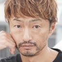 川田紳司 als Chuck Mustang (voice)