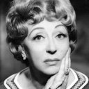 Thora Hird als Agnes O'Connor