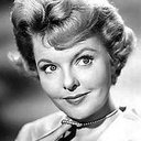 Elisabeth Fraser als Lovey Sylvester